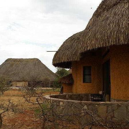 Samburu Sopa Lodge Archers Post Экстерьер фото